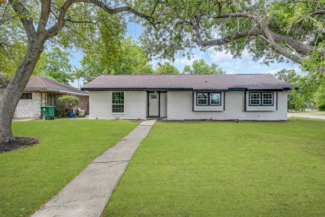 11402 Sandrock Drive Houston TX 77048