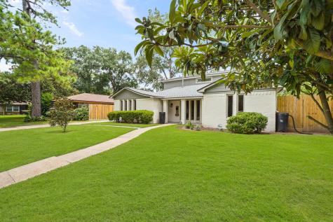 4401 Fernwood Drive Houston TX 77021