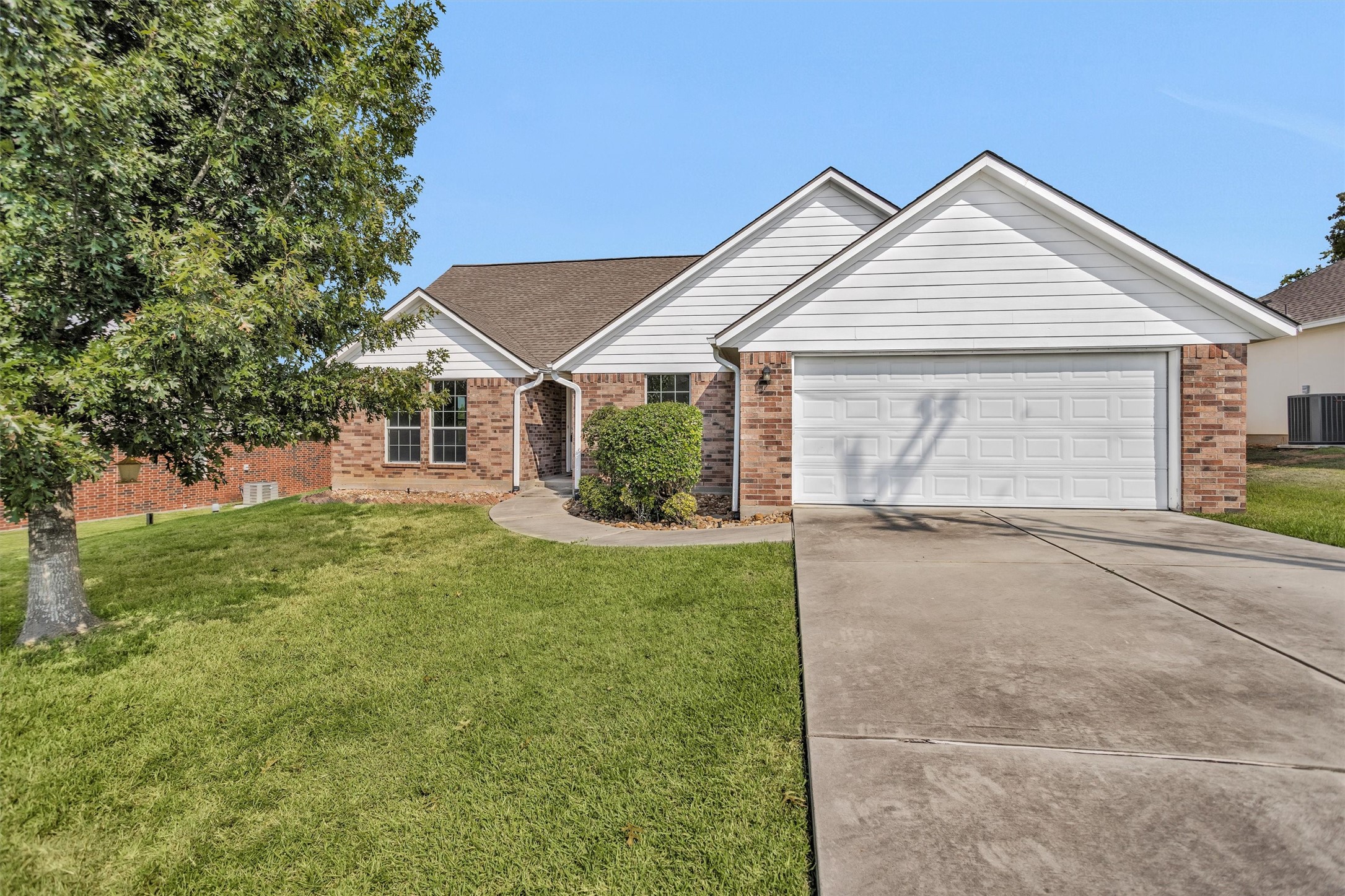 12534 Ridgecrest Drive Willis TX 77318