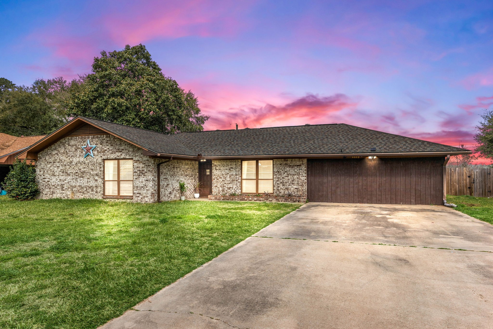4009 Hillcrest Street Liberty TX 77575