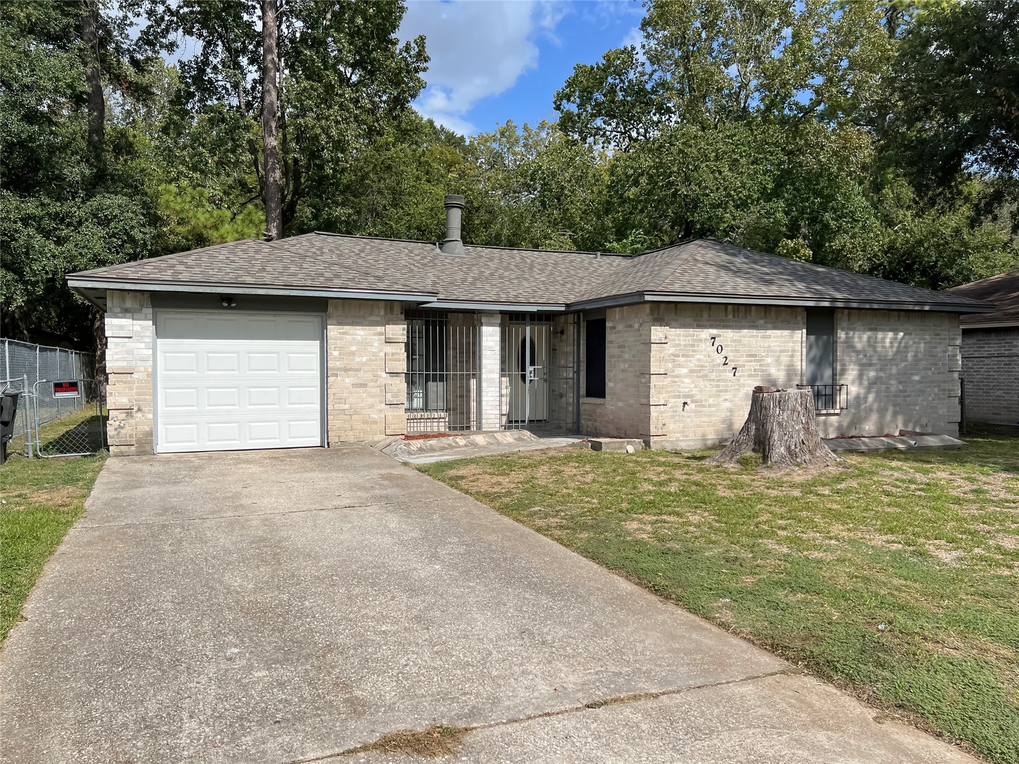 7027 Hedgewood Street Houston TX 77016