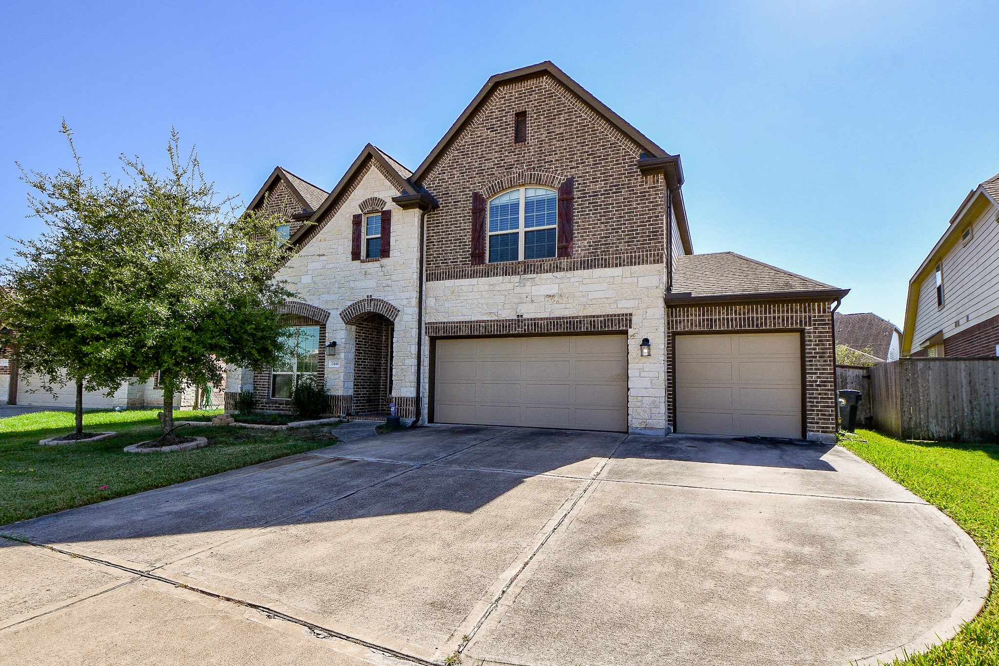 2446 Flowering Brook Lane Sugar Land TX 77479
