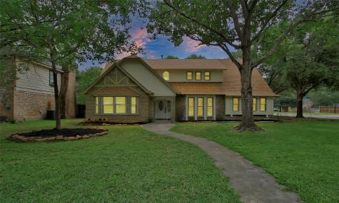 213 Prince Of Wales Street Conroe TX 77304