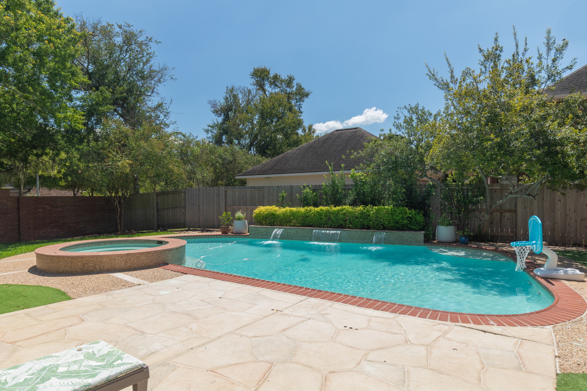 8610 Westbrook Forest Drive Sugar Land TX 77479