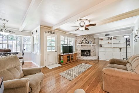 114 Wyndwood Drive Seabrook TX 77586