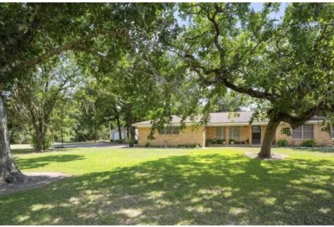 2291 Highway 71 Columbus TX 78934