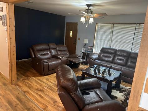 2291 Highway 71 Columbus TX 78934