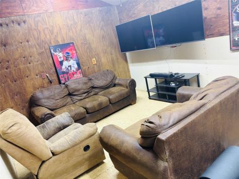 2291 Highway 71 Columbus TX 78934
