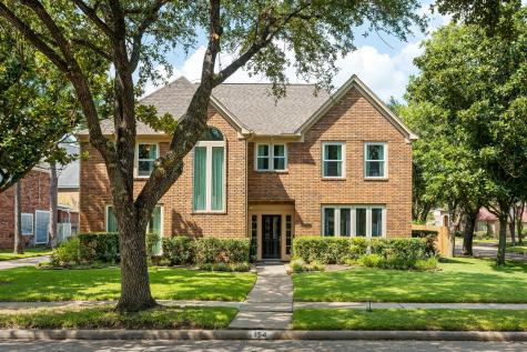 154 S Hall Drive Sugar Land TX 77478