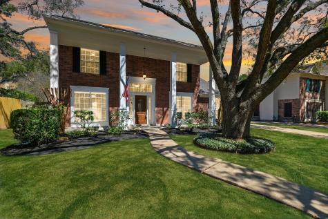 16914 Country Bridge Road Houston TX 77095