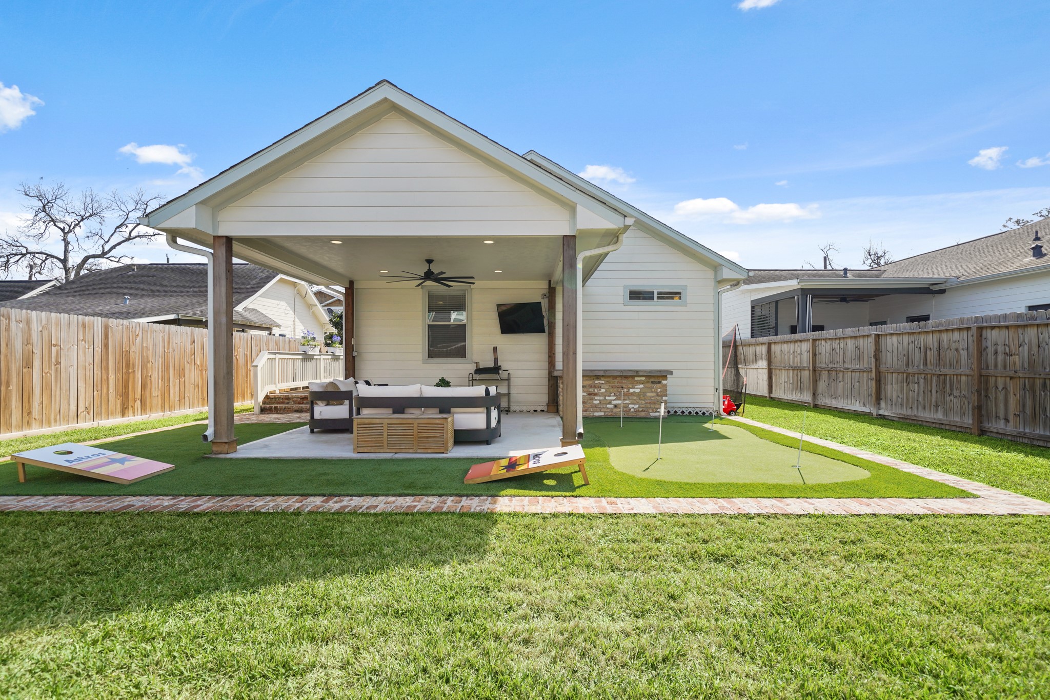 1117 E 23rd Street Houston TX 77009