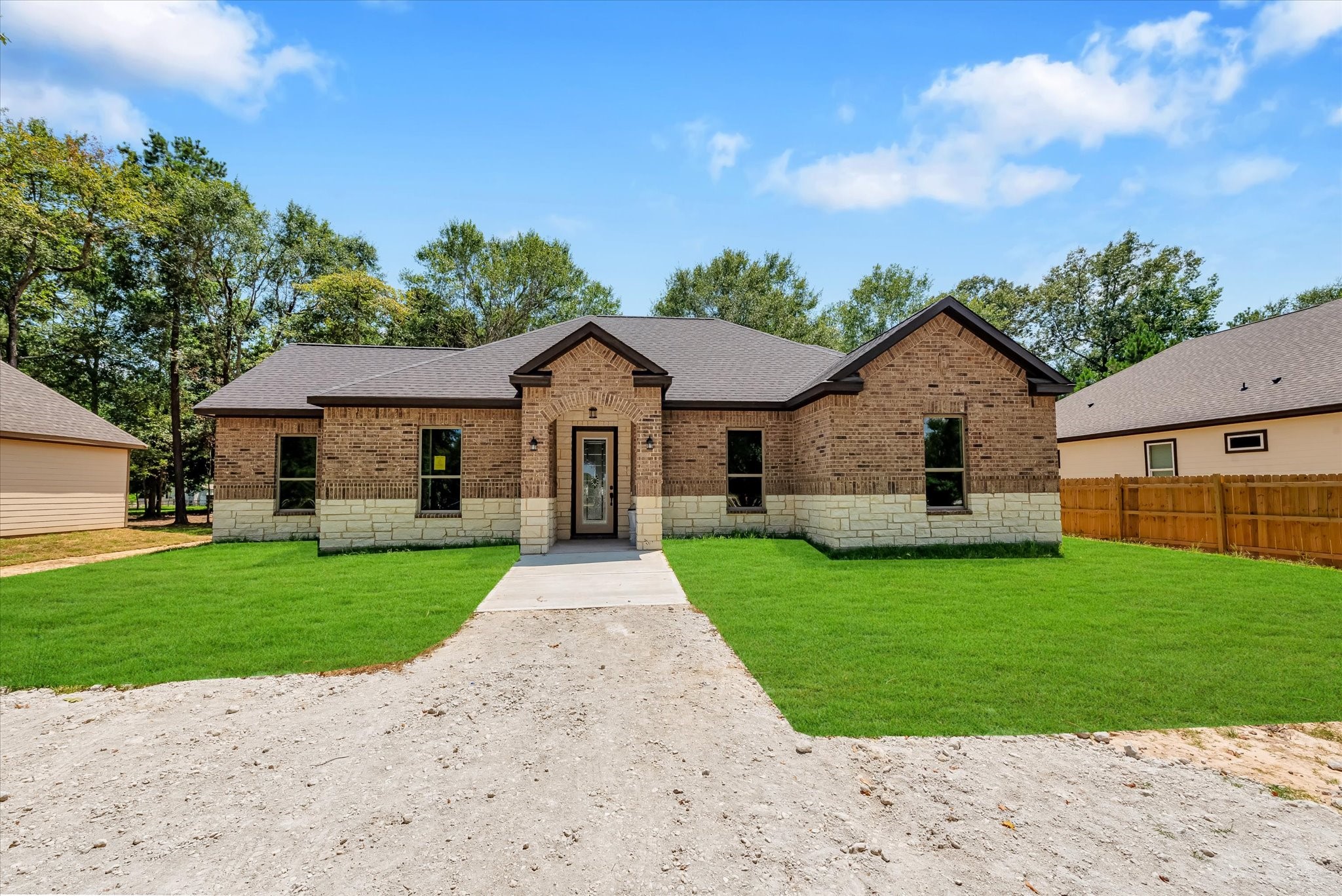 12957 Highway 105 Cleveland TX 77327