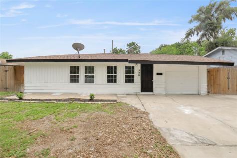 528 Magnolia Street Lake Jackson TX 77566