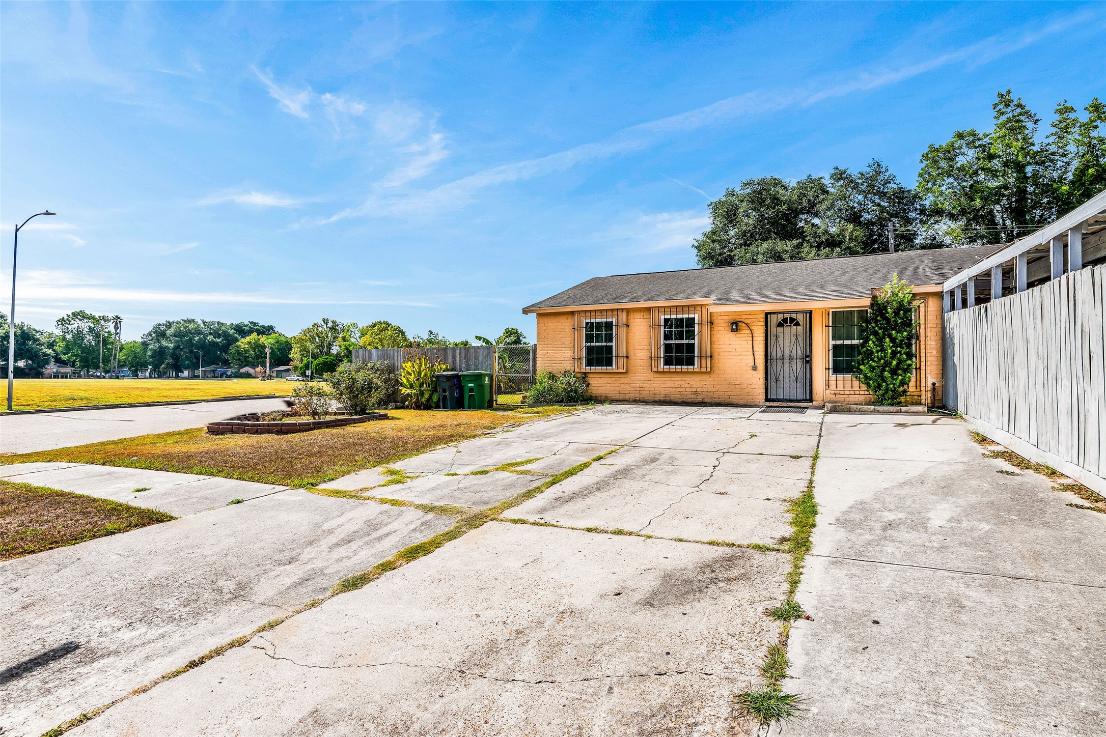 5101 Glenridge Lane Houston TX 77053