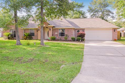 2726 Lake Breeze Lane Crosby TX 77532