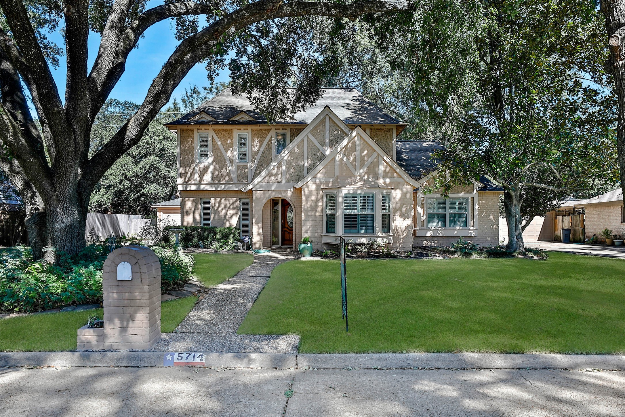 5714 Pine Arbor Drive Houston TX 77066