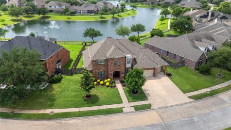 8711 Crossriver Lane Houston TX 77095