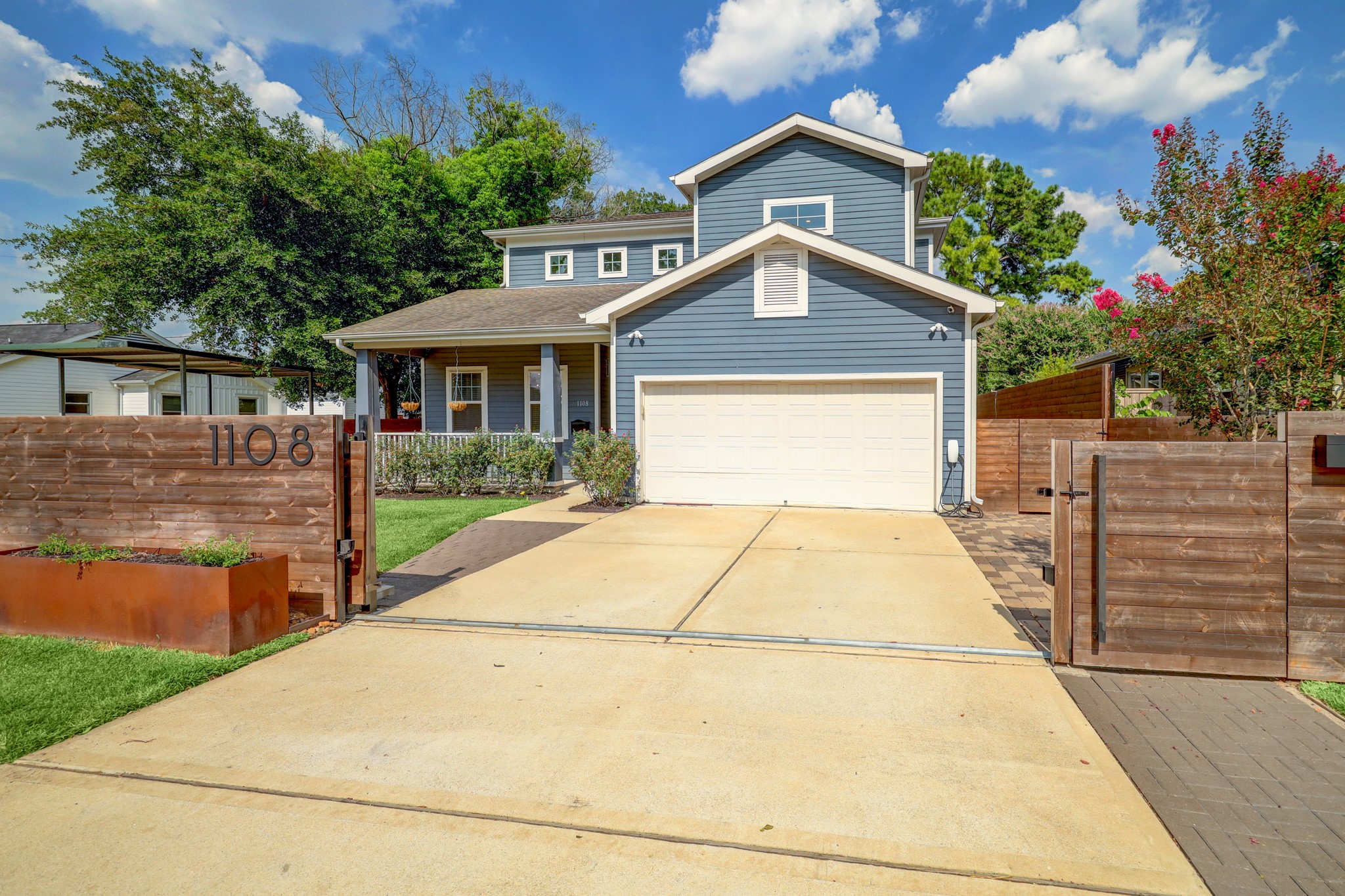 1108 Tabor Street Houston TX 77009