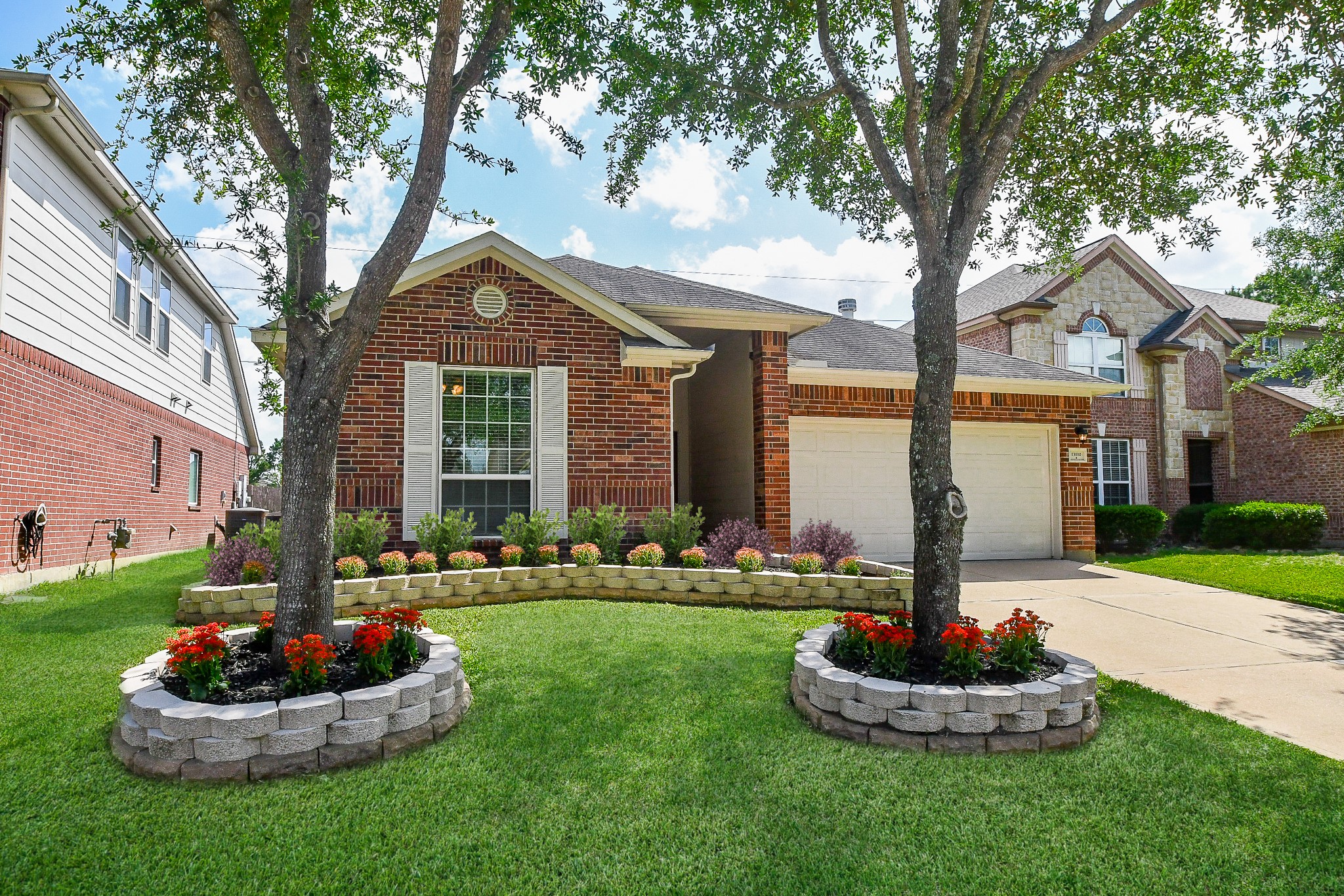 13110 Shallow Falls Lane Pearland TX 77584
