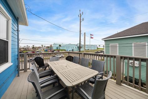 2211 28th Street Galveston TX 77550