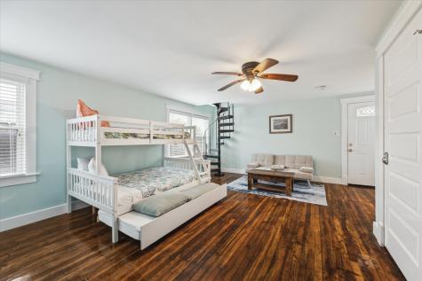 2211 28th Street Galveston TX 77550
