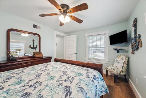 2211 28th Street Galveston TX 77550