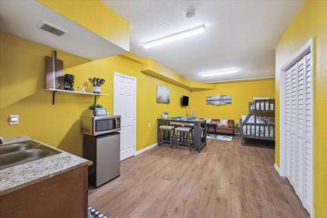 2211 28th Street Galveston TX 77550