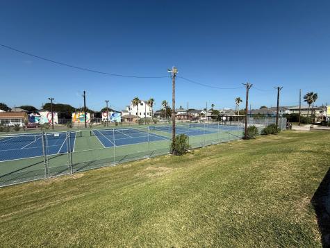 2211 28th Street Galveston TX 77550
