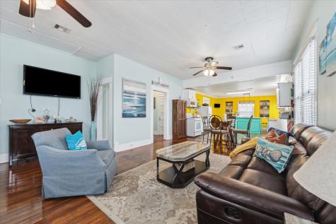 2211 28th Street Galveston TX 77550