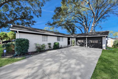 5634 Newquay Street Houston TX 77085
