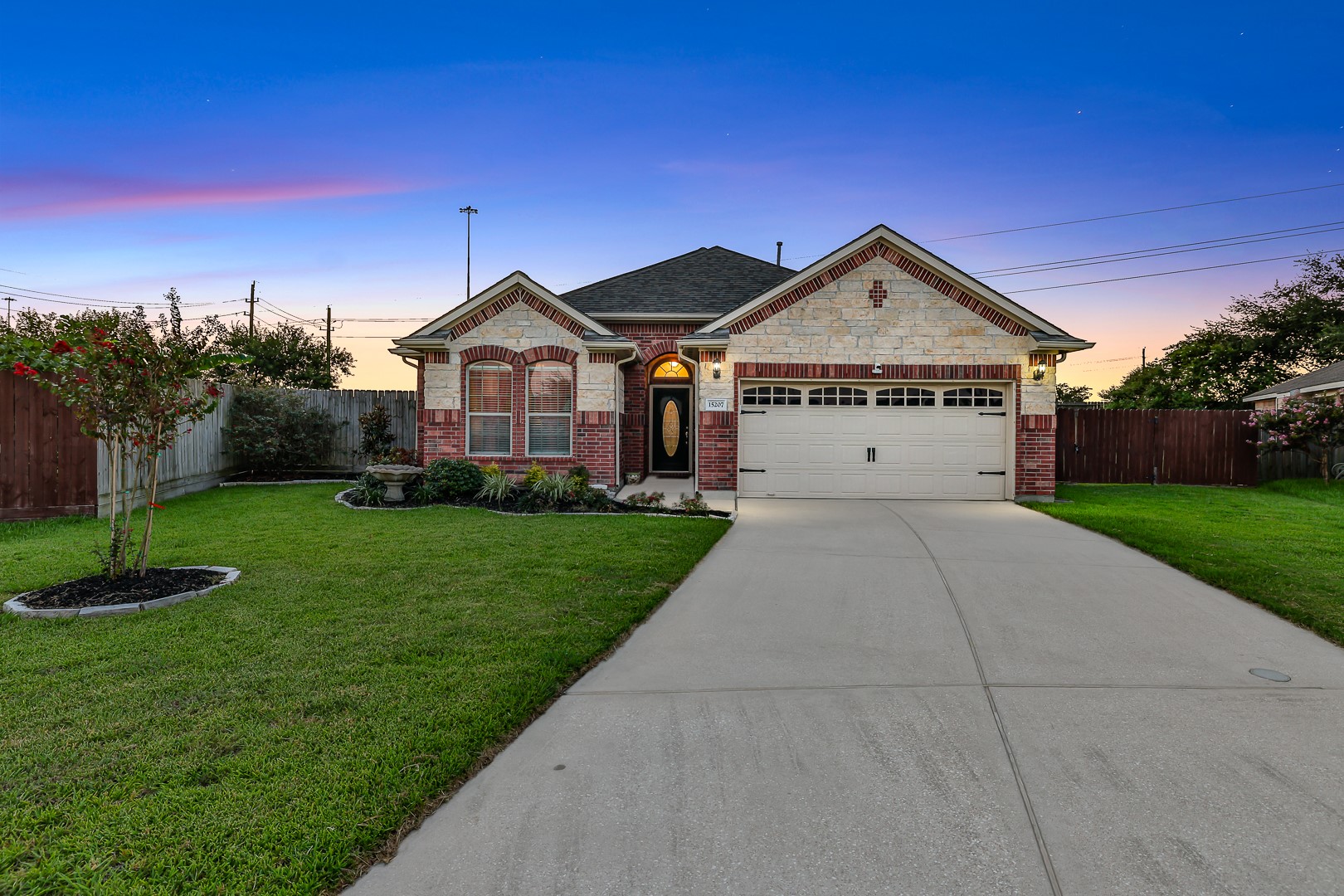 15207 Victoria Baytown TX 77523