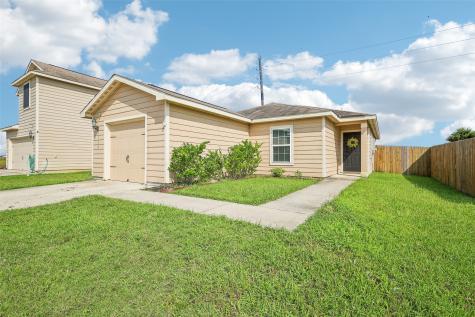 6138 Hidden Cove Road Baytown TX 77523