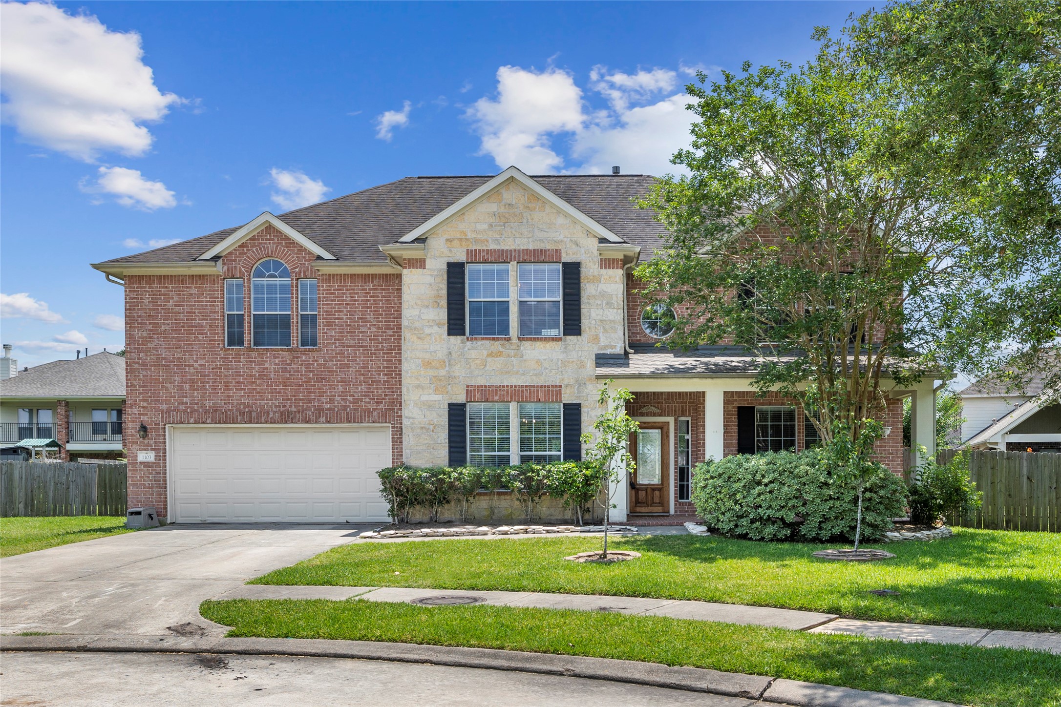 1103 Maxi Circle Friendswood TX 77546