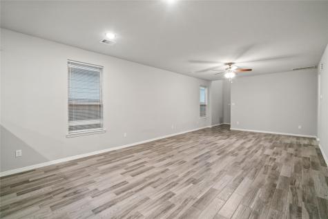 25738 Boxwood Hedge Lane Tomball TX 77375
