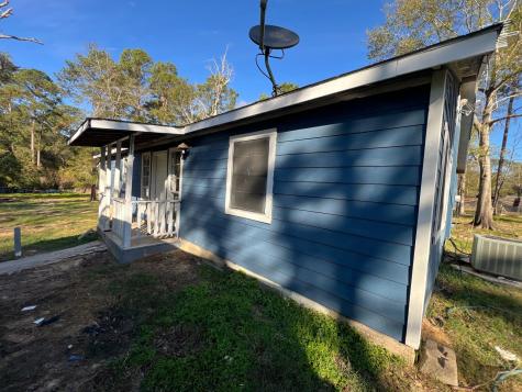 91 Hulon Hall Court Cleveland TX 77328