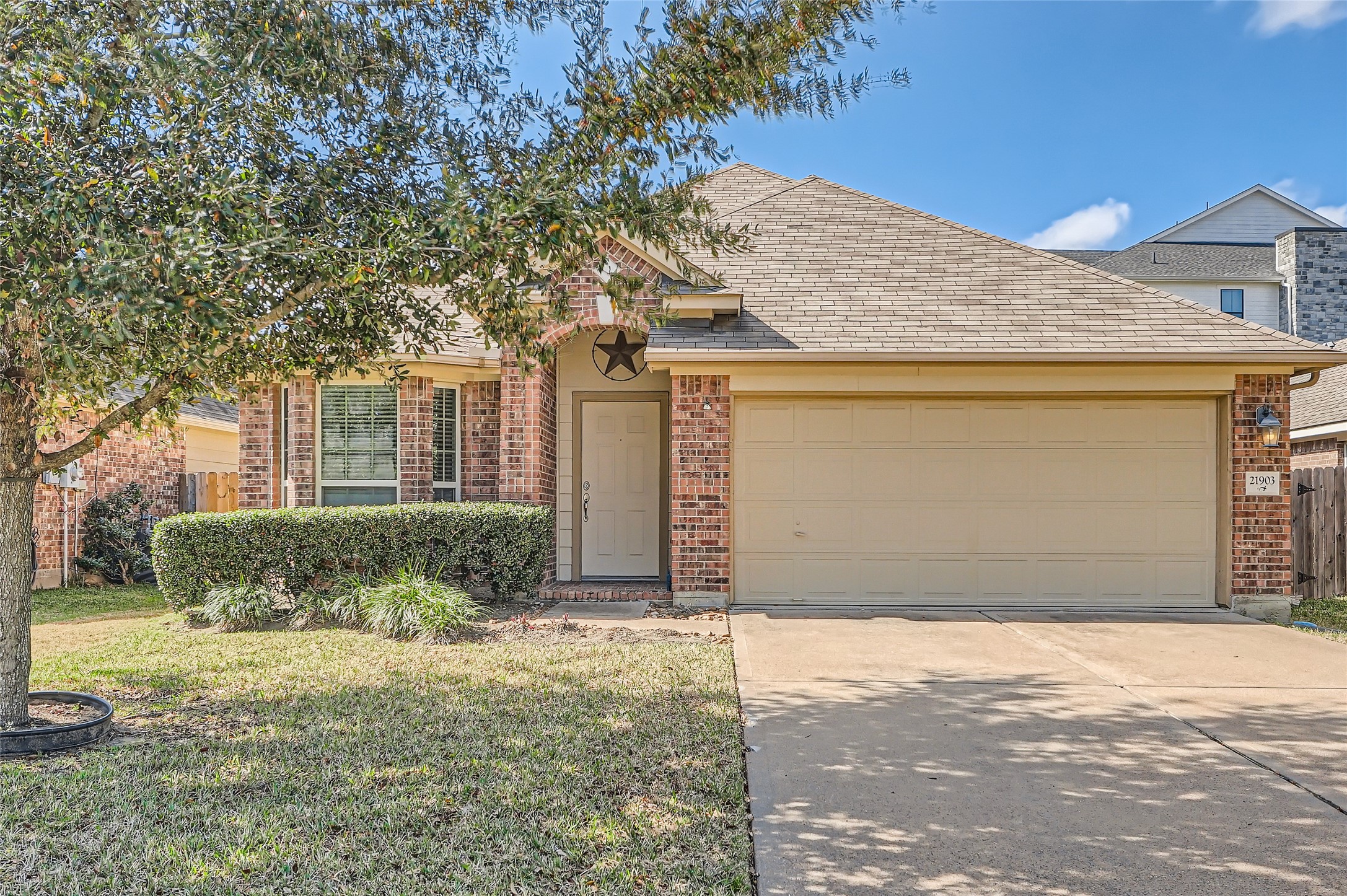 21903 Saragosa Pond Lane Spring TX 77379
