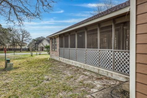 114 Park Place La Grange TX 78945