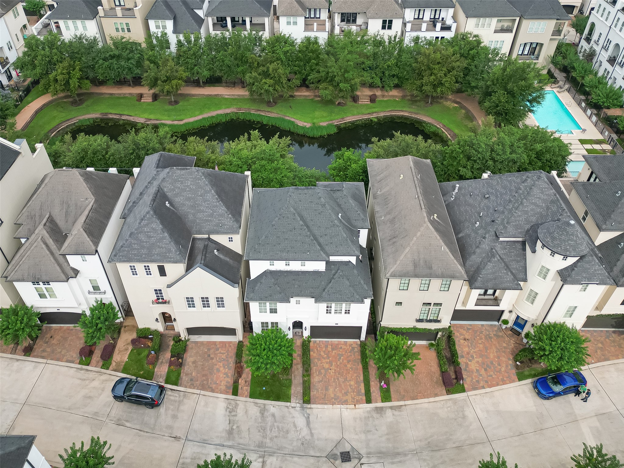1717 Wrenwood Lakes Houston TX 77043