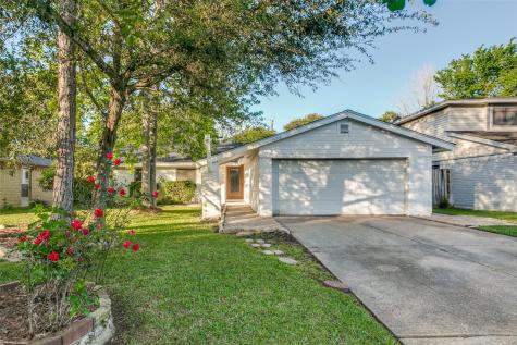 16510 Barcelona Drive Friendswood TX 77546