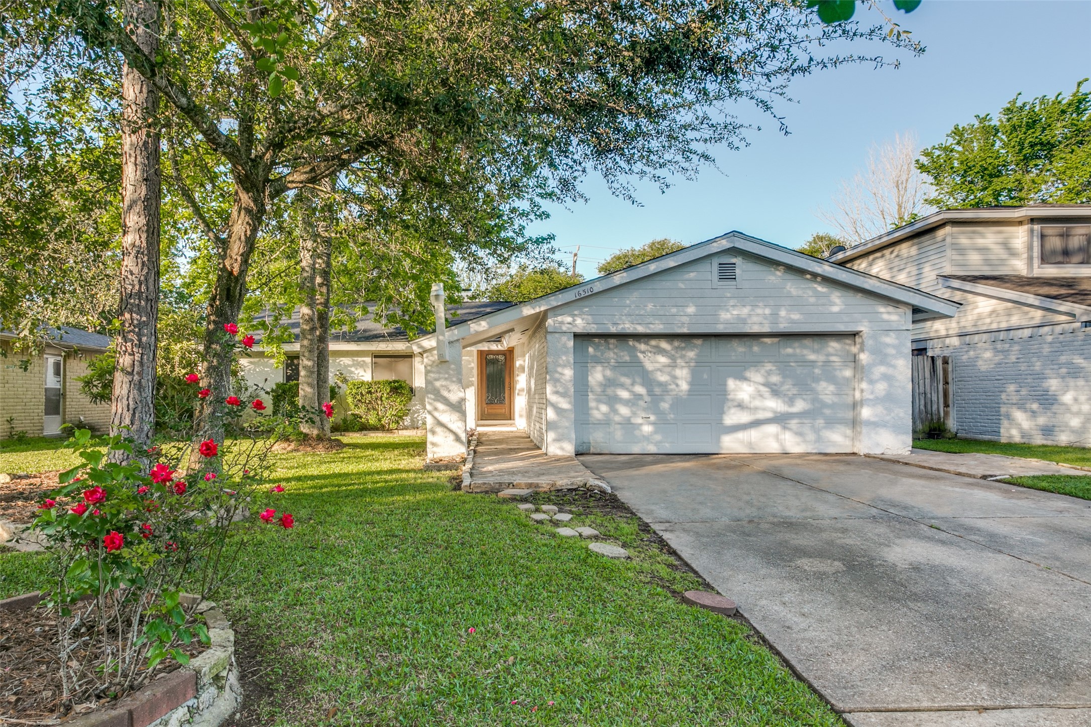 16510 Barcelona Drive Friendswood TX 77546