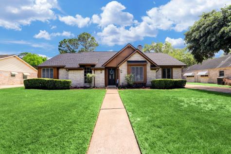 3227 Springhill Drive Missouri City TX 77459