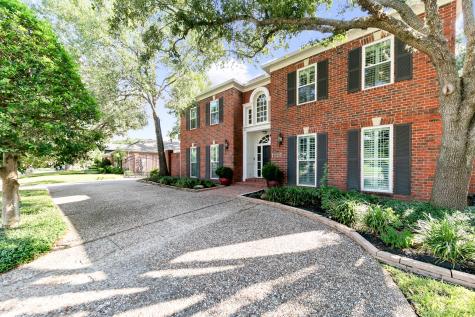 1127 Lashbrook Drive Houston TX 77077