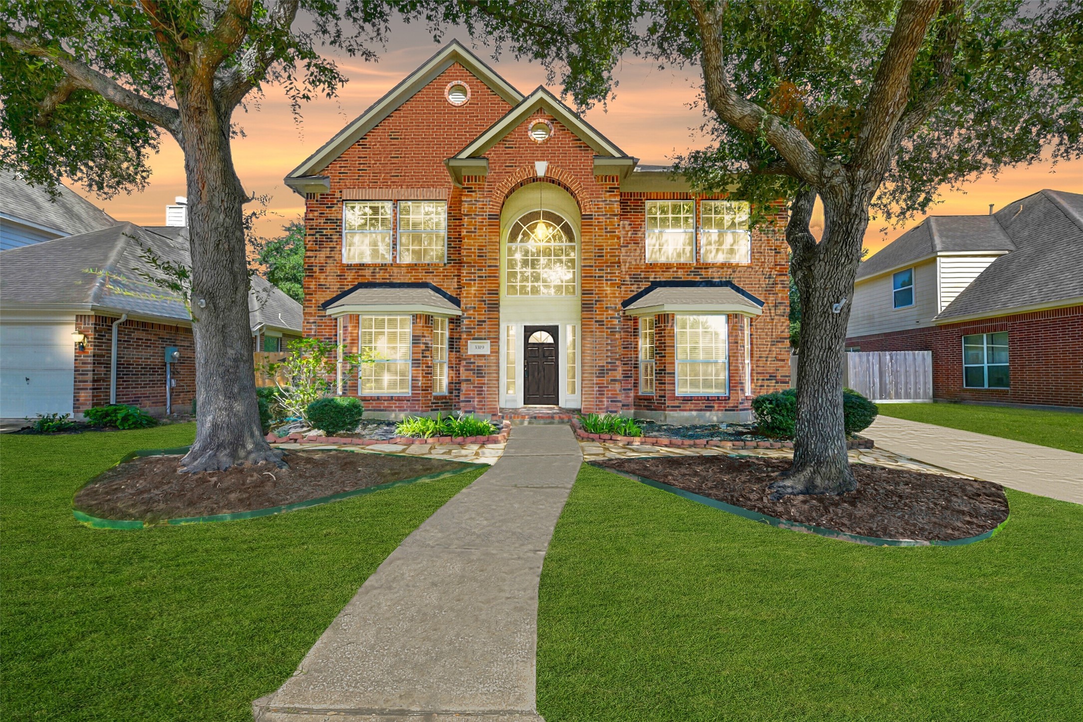 3319 Endicott Lane Pearland TX 77584