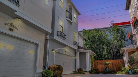 5528 Val Verde Street Houston TX 77056