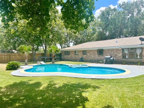 3921 Doris Street Bay City TX 77414