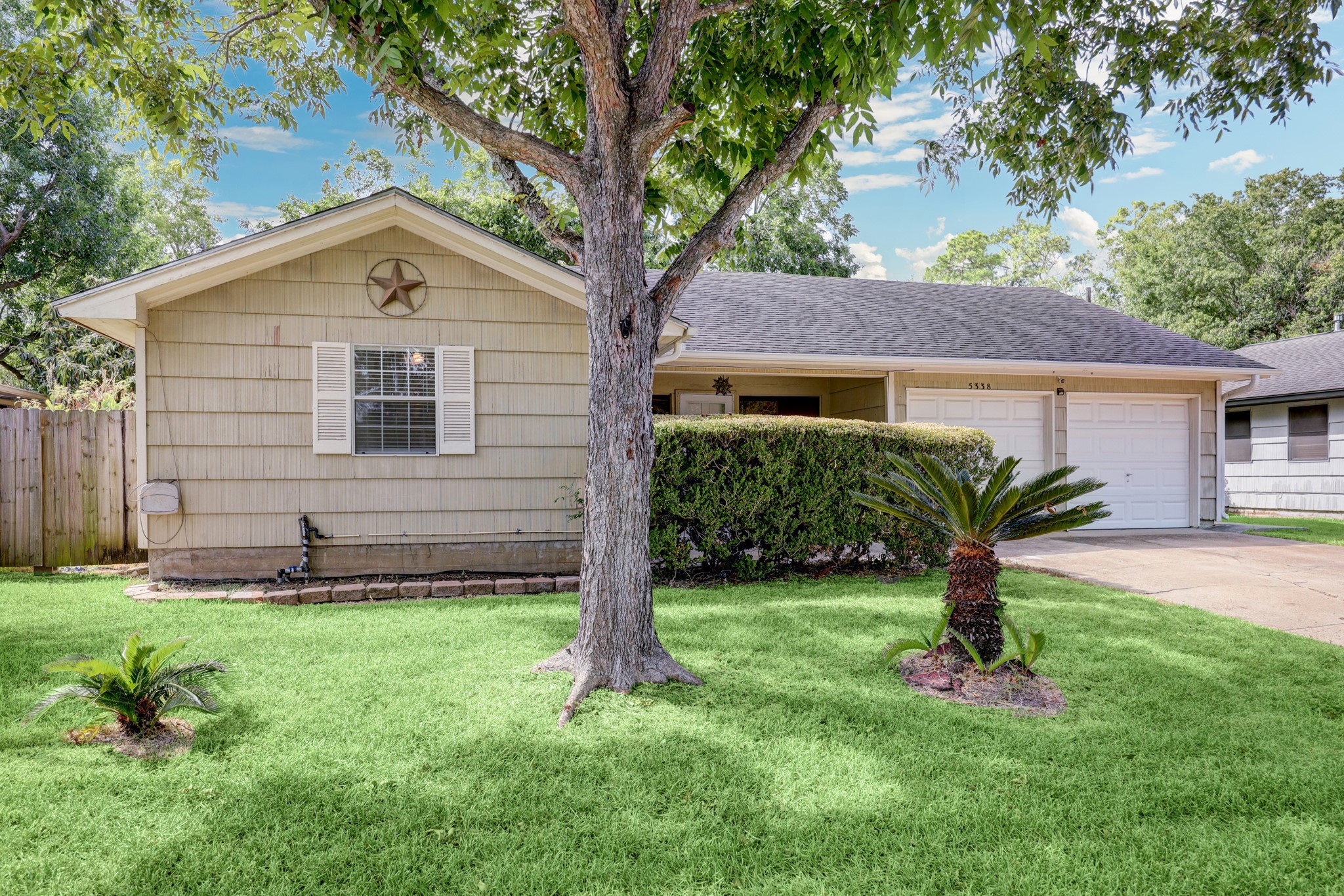 5338 Winding Creek Way Houston TX 77017
