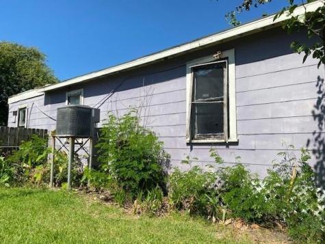 2411 67th Street Galveston TX 77551