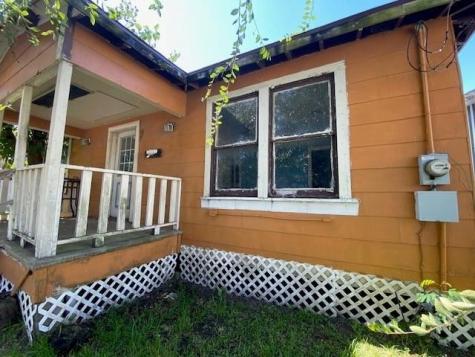 2411 67th Street Galveston TX 77551
