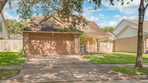2027 Creek Valley Lane Sugar Land TX 77478