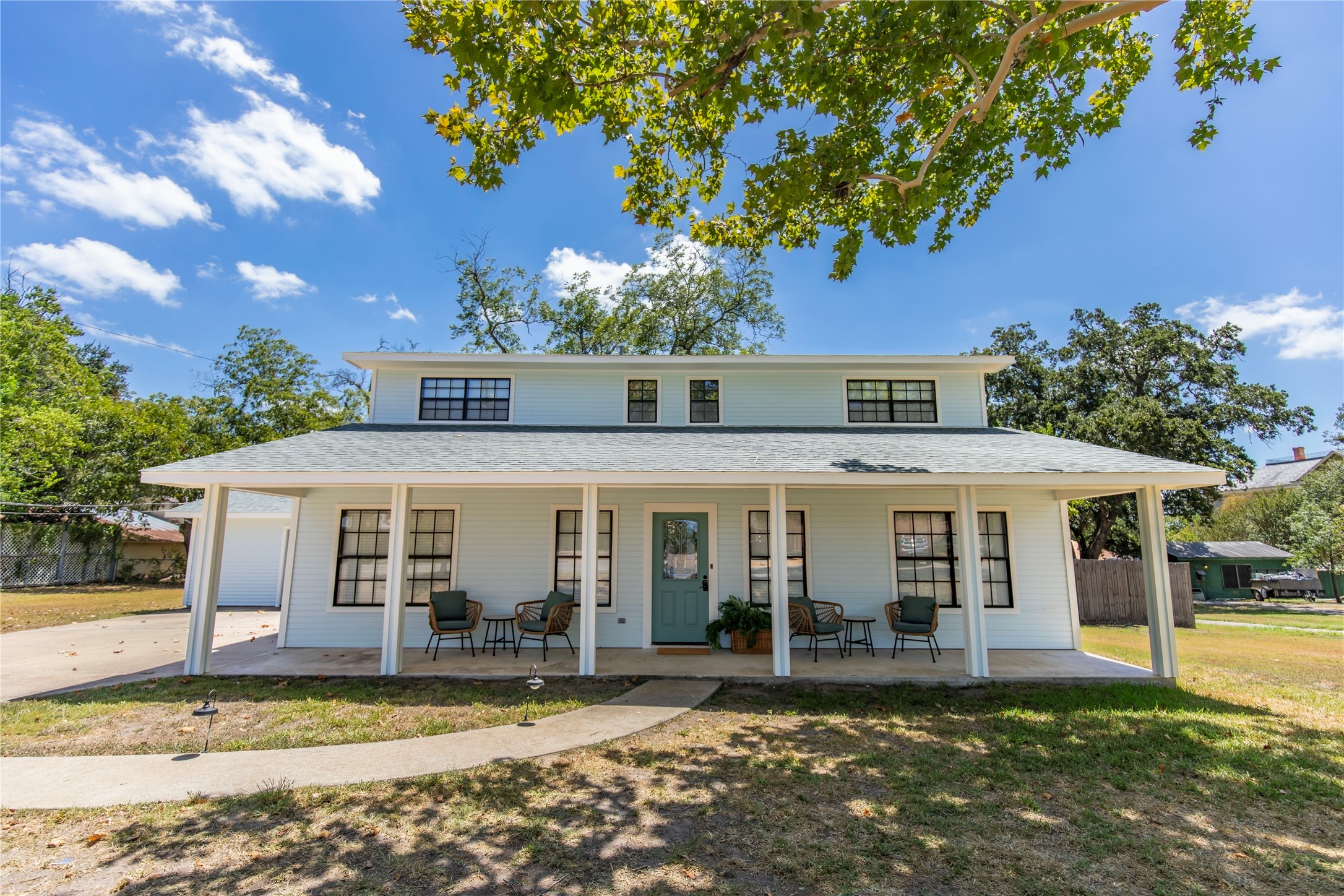221 S Masonic Street Bellville TX 77418
